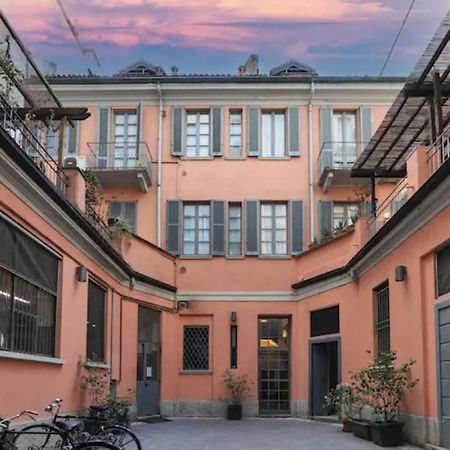 Charming San Babila Apt. ميلان المظهر الخارجي الصورة