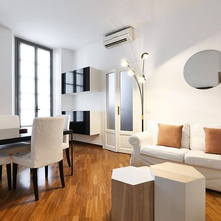 Charming San Babila Apt. ميلان المظهر الخارجي الصورة